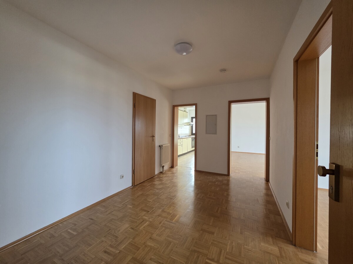 renoviert-und-guenstig-1-zi-appartement-mit-balkon-zentral-in-mettmann-im-1-og